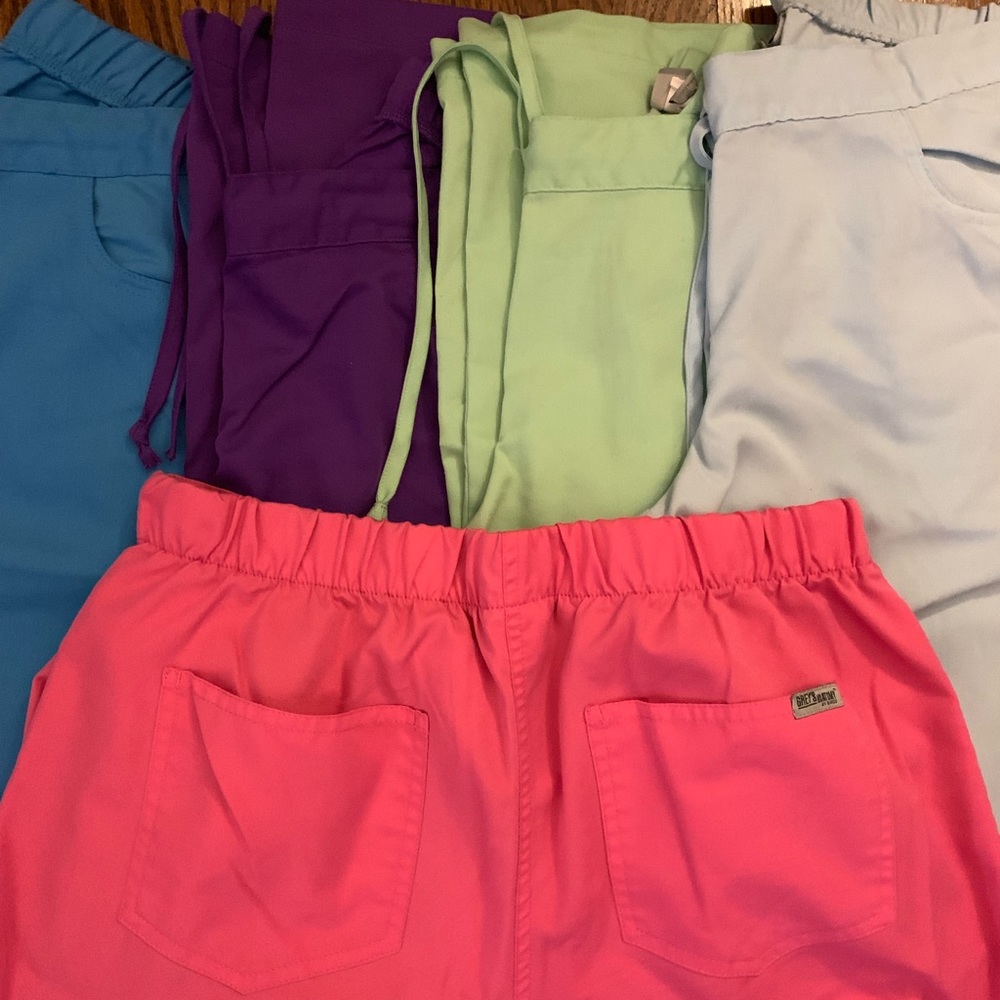 Lot of Grey’s Anatomy scrub pants